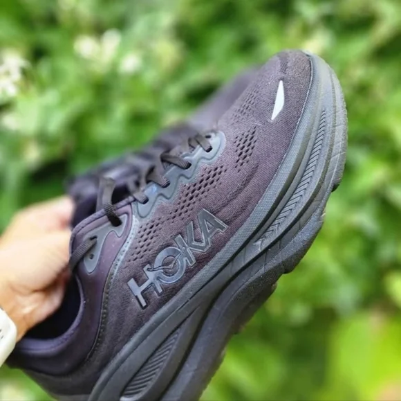 Size 10.5B - Women's HOKA BONDI 9 All Black - Picture 13 of 16